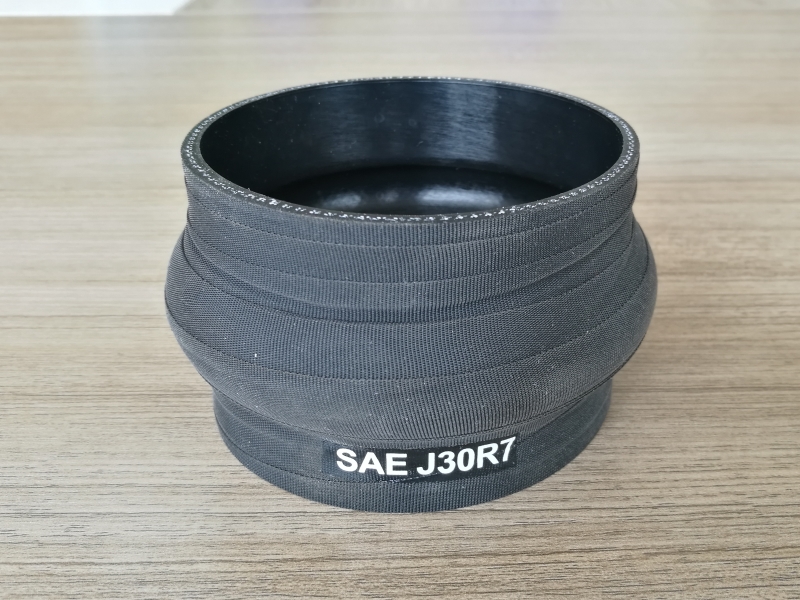 硅胶管SAE J30 R7